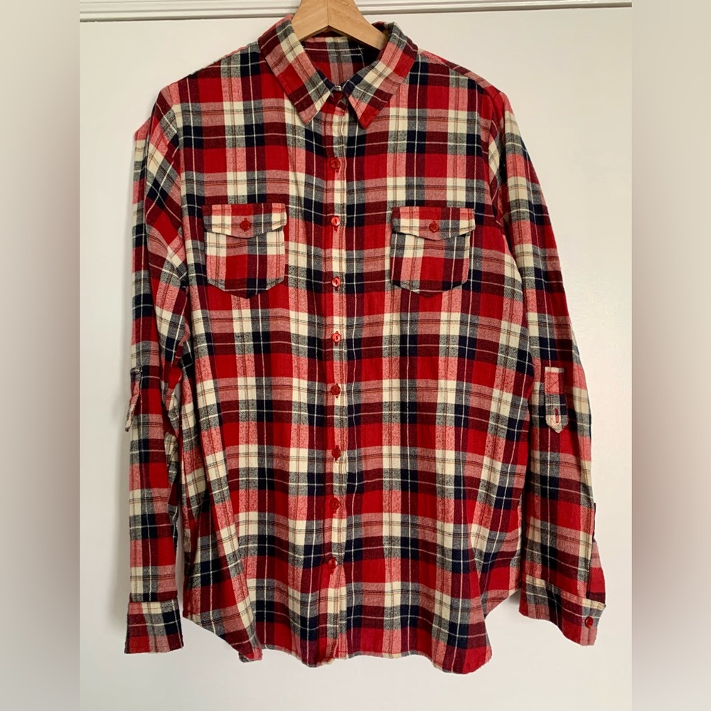 Woman’s Flannel Shirt in size large